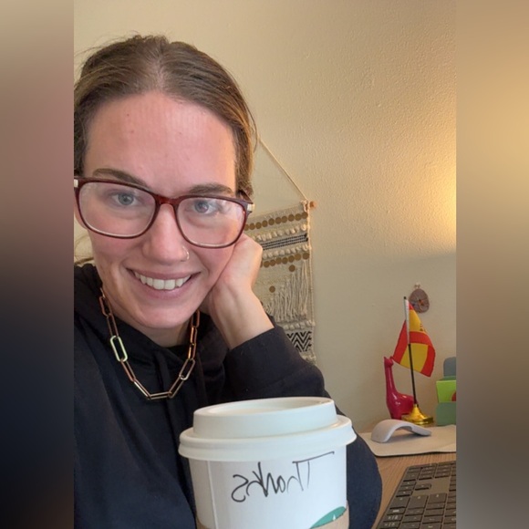 Meet your Posher, Sami - Picture 1 of 2